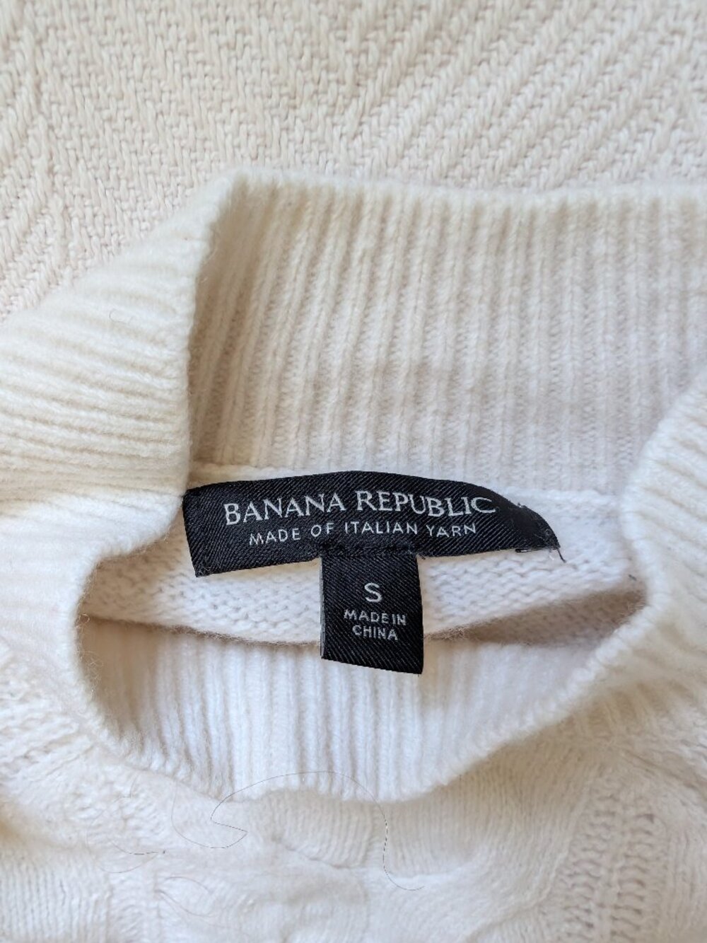Sweater from Banana Republic - Picture 2 of 3